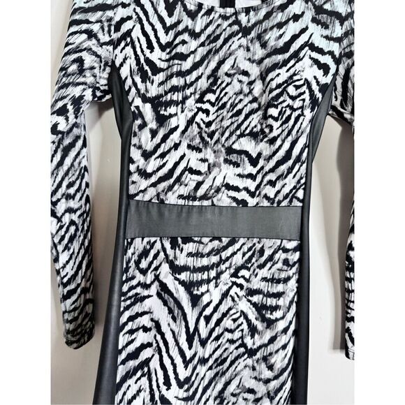 Y2K Kardashian Kollection Long Sleeve zebra Printed sheath Dress S - Picture 6 of 7